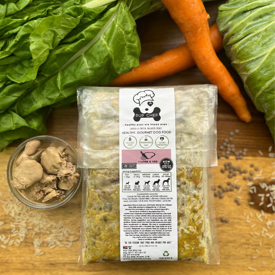Pup Chef Liver & Vegeatables 450gr Package of gourmet dog food with ingredients on a wooden surface from Amaloki